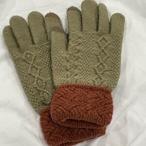 Jeanne Simmons Knit Texting Gloves Winter Argyle Pattern 2Tone Tan Terra cotta